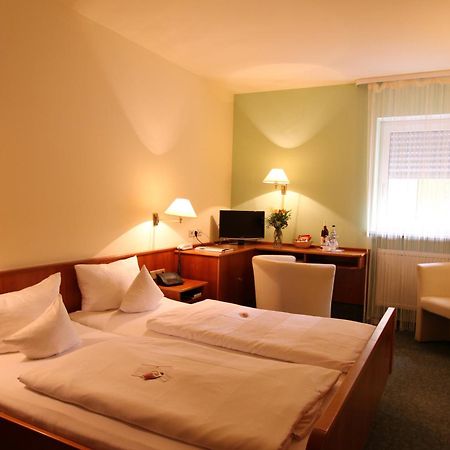 Landhotel Zum Boehm Roth  Habitación foto